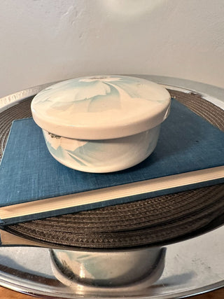 Porcelain Dish 5" Lid Blue Orchid MTS