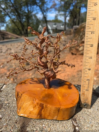 KW freestanding copper wire tree 7 1/2”