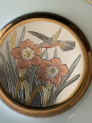 AJ - Hummingbird 24k Gold Rim Plate MTS