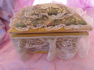 Lace cover Music box MTS