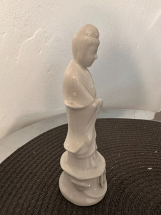 Oriental Porcelain Lady Pedestal  MTS