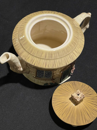 9" Vtg Sylva C Thatched Cottage Teapot--SP RCD