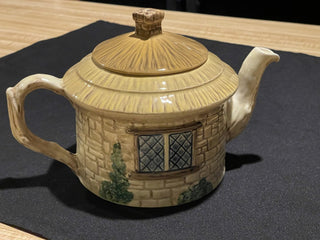 9" Vtg Sylva C Thatched Cottage Teapot--SP RCD