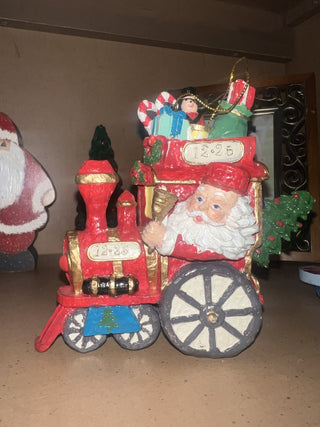 VTG-style resin Christmas train MTS|133636
