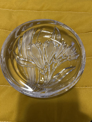 1980's MIKASA Studio Nova French Iris Crystal Candy Dish Frosted Embossed 5" MTS|63107