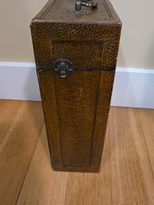 RF Wooden Faux Book Wine Box