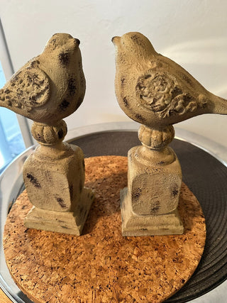 Bird SET (2) Pedestal Textured Resin. MTS