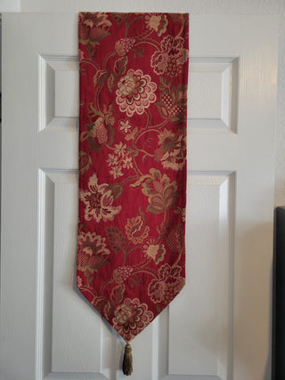 Table Runner 12" x 72" Red Paisley w/Tassels RCD