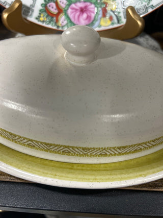 Vtg.Franciscan Earthenware Hacienda Gold Covered Butter Dish-RSV