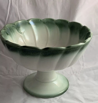 Vintage Regal  Hull Swirl Pottery MTS