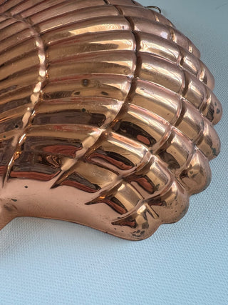 Vintage copper shell mold|74352