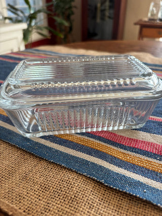 Clear glass refer box w lid MTS|80546