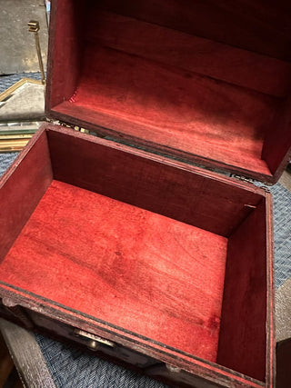 Chest Rose 8.5"medium MTS