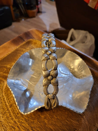 Hand Wrought Creations by Rodney Kent Vintage Hammered Aluminum Tulip Basket 429 RCD