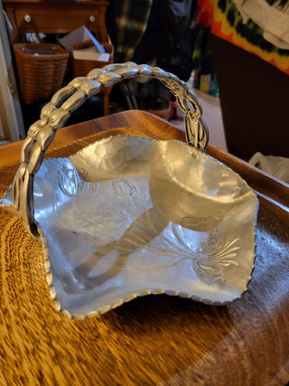 Hand Wrought Creations by Rodney Kent Vintage Hammered Aluminum Tulip Basket 429 RCD