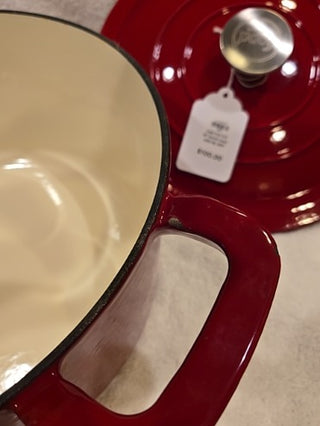 Cast Iron 5.5 QT Dutch oven with lid, RSV