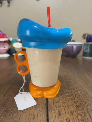 Donald Duck Plastic Feet Mug 5” w/Lid/hat/straw 1980