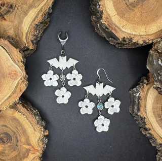 Bat earrings - statement flower beads speckled white mts|72857