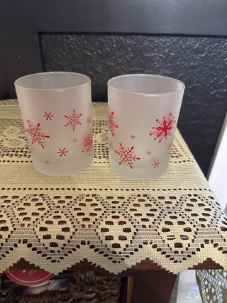 Vintage Frosted Martha Stewart Winter lowball Rocks glasses with red snowflakes - RCD