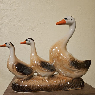 Vintage Goose + Goslings  Lusterware Figurine (BRI) - MTS|111946