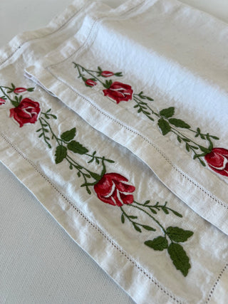Pair of Vintage rose embroidered linen napkins|67701