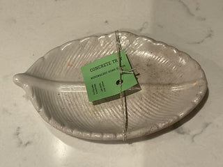 Handmade Cement Leaf Tray|109564