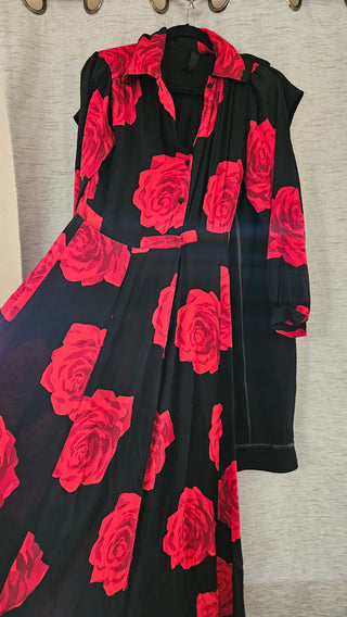 Women's - Co. | Black Long-sleeved Buttoned Dress w/ Red Rose Florals (M/L)