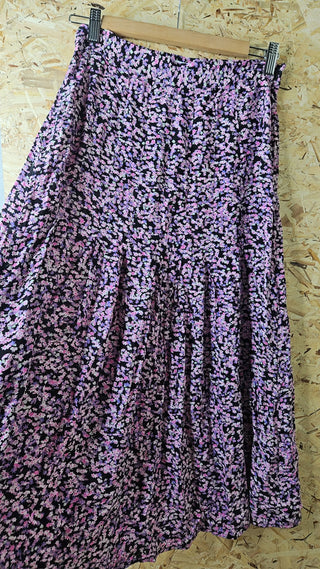 NEW - Women's - H&M Floral Skirt