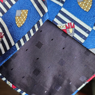 30% OFF - Men's - Vintage Evan Picone - Crest/Geometric Patterned Necktie