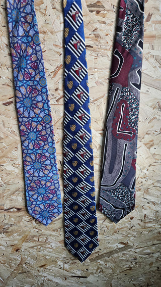 30% OFF - Men's - Vintage Halston III -  80's Geometric Necktie