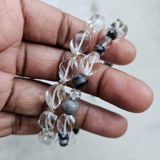 SALE - bri.craftique - Vintage Glass Crystal Beaded Bracelet