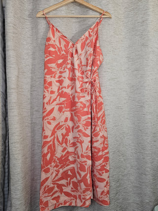 Women's - Nine West - Pink Floral Wrap Dress (XL)