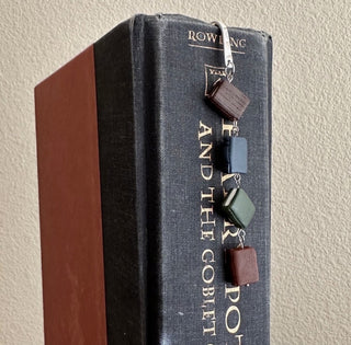 Bookmark - linked books rsv|48668