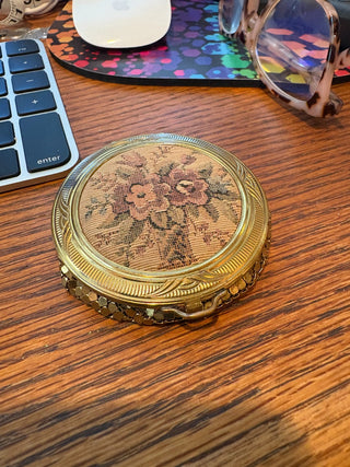 Antique Floral Petit Point powder makeup  Compact 2.5". RCD|109121