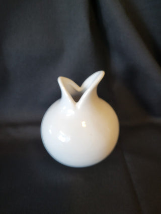 Small White Tulip Bulb Shaped Vase RCD|61239