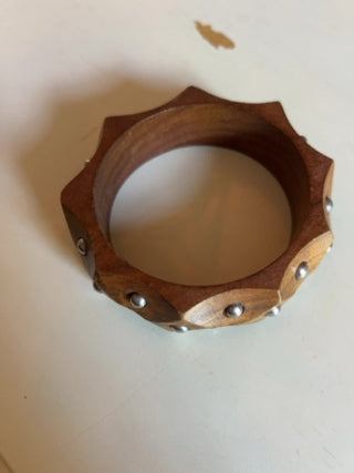 Vintage chunky, faceted wooden bangle bracelet