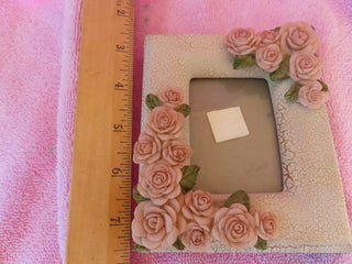 Flower frame w/porcelain roses 5" x 4" MTS|90665