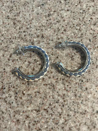 Set of 3: earrings; bracelet; choker