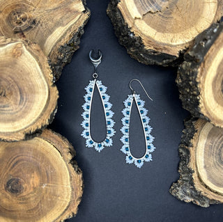 Beaded silver teardrop iridescent/teal earrings rsv|42067