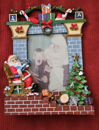 Light Up 5'x7' Christmas Photo Frame, Twinkle, 2AA batteries included, Resin, RSV|121082