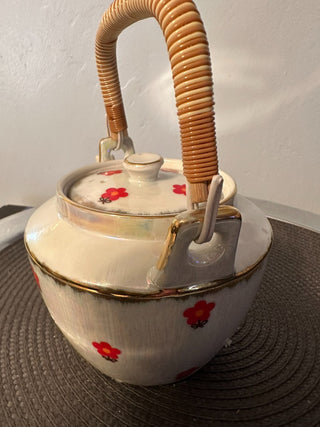 Teapot Lusterware Red Posies MTS