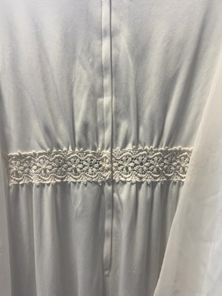 white vintage maxi wedding dress size 14