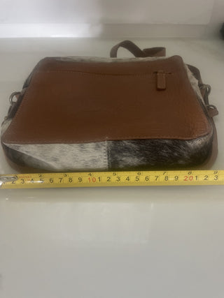 Vtg. Lather Crossbody Purse-RSV|94490