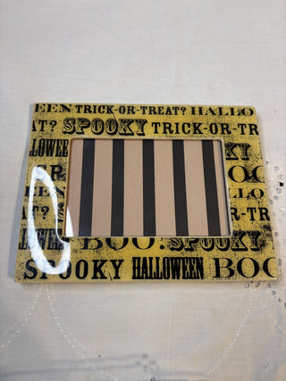 Spooky Halloween Text Frame 4x6” RSV