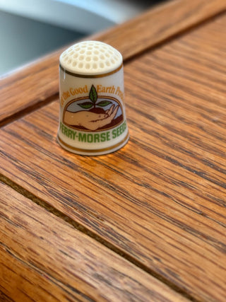 Vtg Thimble -Franklin Mint Porcelain "Ferry- Morse Seeds" RCD|113028