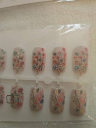 Floral  Press On Nail