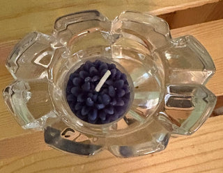 Mikasa candle holder with candle|133889