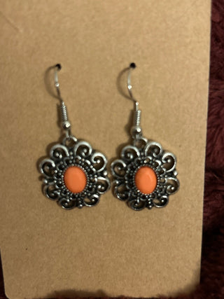 Vintage gold/coral earrings  MTS