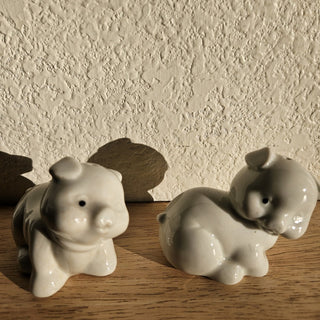 Vintage Porcelain Piggy Salt & Pepper Shakers - Set of 2 (BRI) - MTS|46271