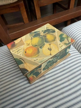 Vintage Decoline Trinket box